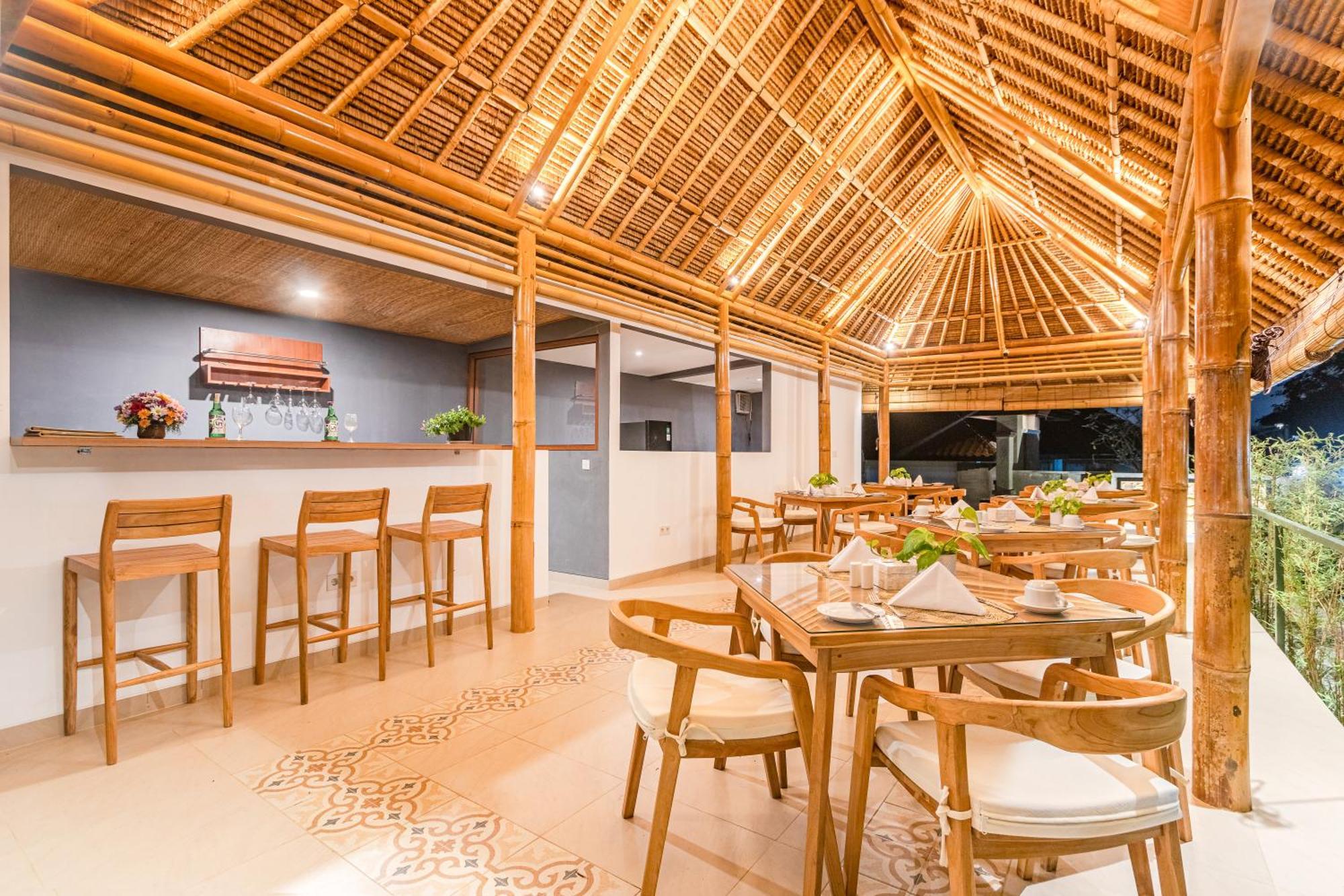 Kubu Gwk Resort Jimbaran  Exterior photo